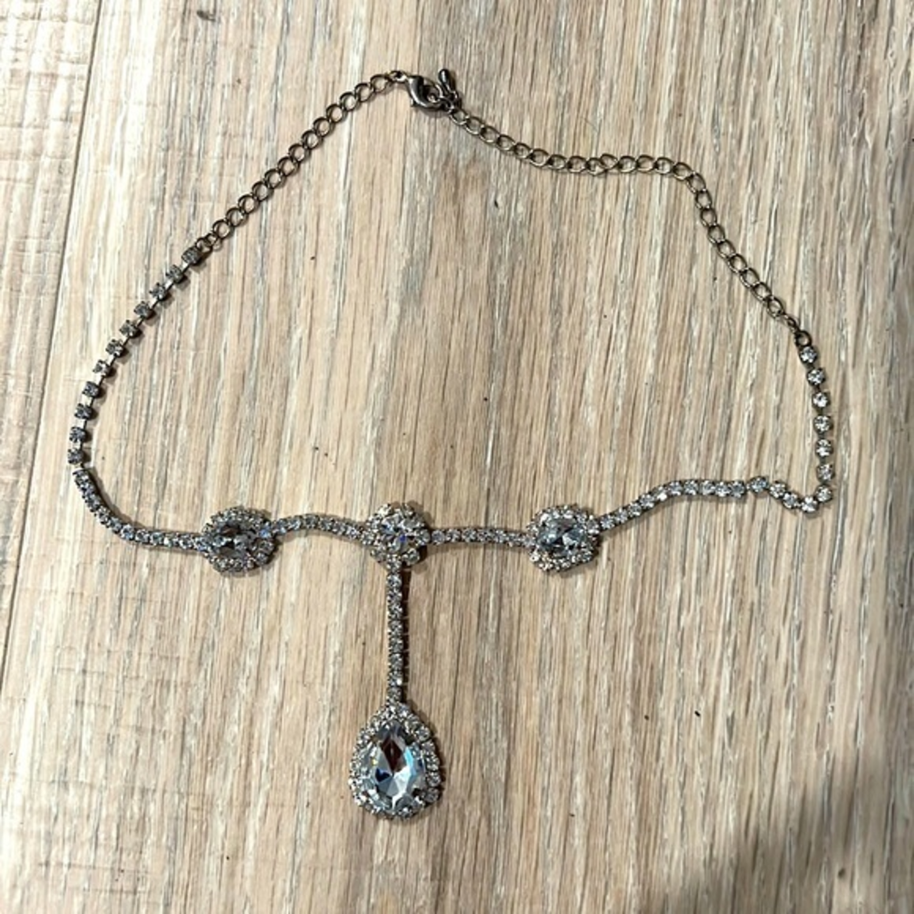 Gorgeous vintage choker